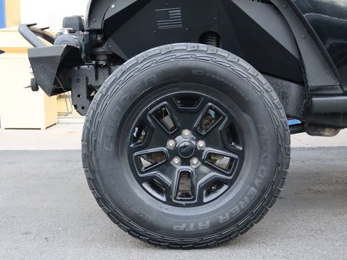 Used 2017 Jeep Wrangler Sport AWD/4WD image 21
