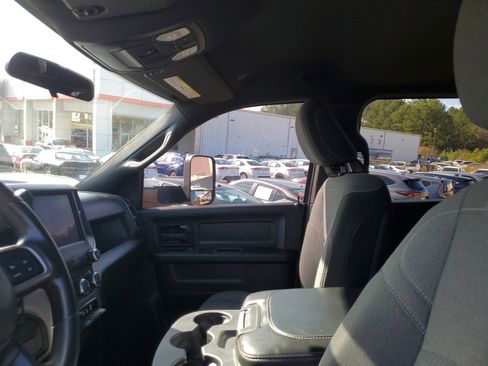 Used 2022 RAM 3500 Tradesman image 18