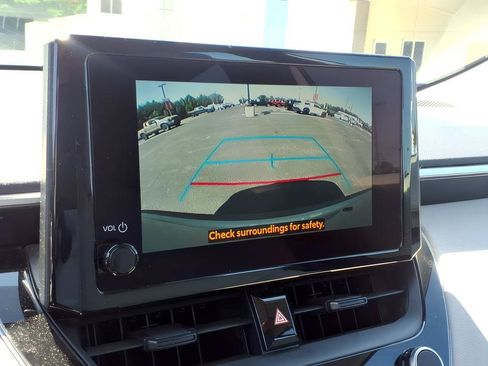 Used 2023 Toyota Corolla Cross L FWD image 19