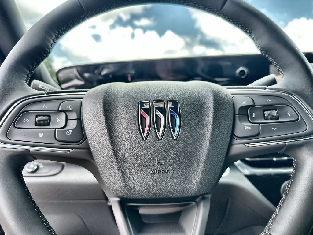 New 2026 Buick Envista Sport Touring w/ Convenience I Package FWD image 33