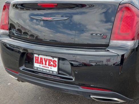 Used 2023 Chrysler 300 S image 8