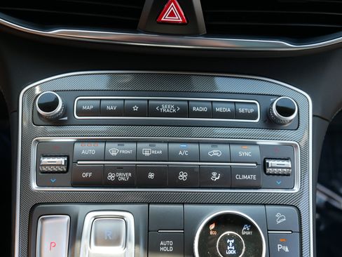 Used 2023 Hyundai Santa Fe Limited AWD/4WD image 28