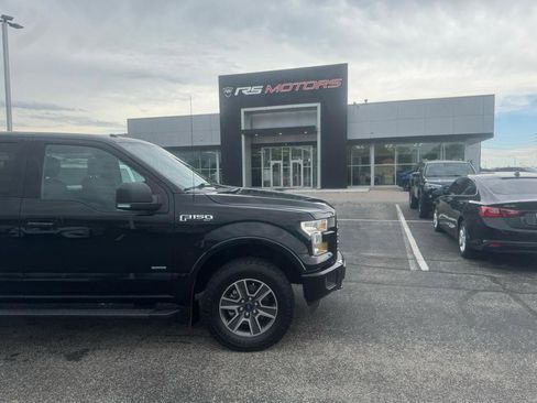 Used 2017 Ford F150 XLT w/ Equipment Group 301A Mid AWD/4WD image 8