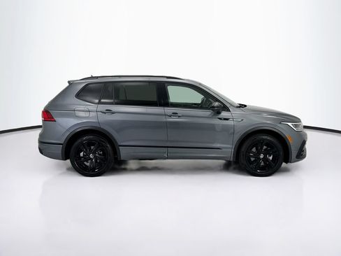 Certified 2024 Volkswagen Tiguan SE R-Line AWD/4WD image 4