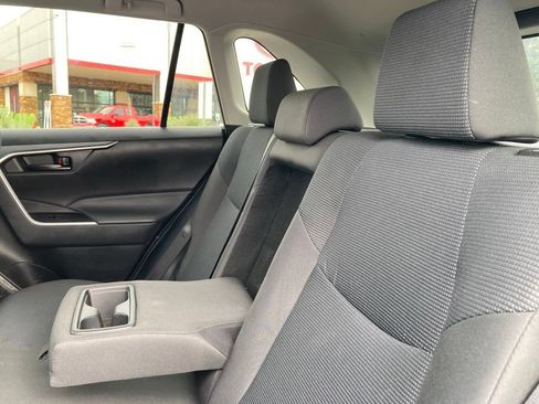Used 2024 Toyota RAV4 LE FWD image 9