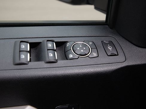 Used 2019 Ford F250 Lariat w/ Chrome Package AWD/4WD image 21