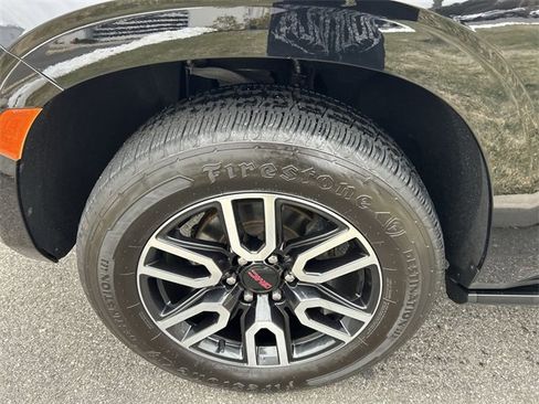 Used 2021 GMC Yukon AT4 w/ AT4 Premium Plus Package image 10