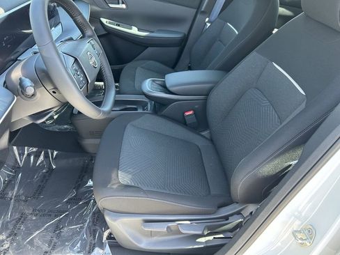 New 2026 Nissan Leaf image 14