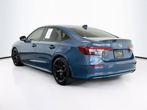 Used 2025 Honda Civic Sport image 5