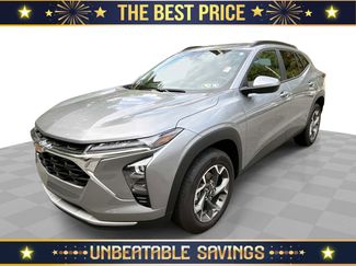 Used 2025 Chevrolet Trax LT w/ Driver Confidence Package video 1