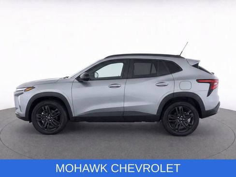 Used 2024 Chevrolet Trax ACTIV FWD image 7
