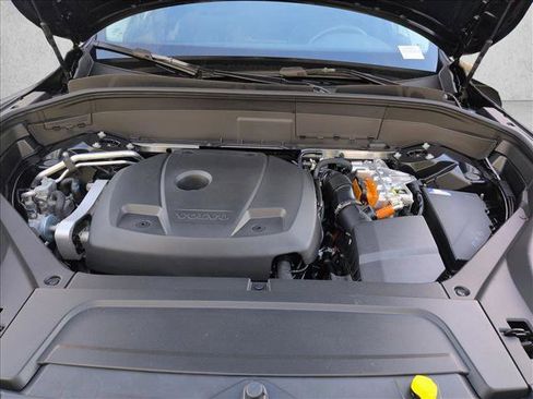 New 2026 Volvo XC90 T8 Plus w/ Protection Package image 17