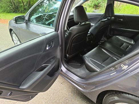 Used 2014 Honda Accord EX-L image 18