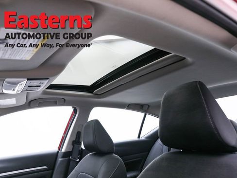 Used 2023 Nissan Altima 2.5 SV w/ SV Premium Package image 34