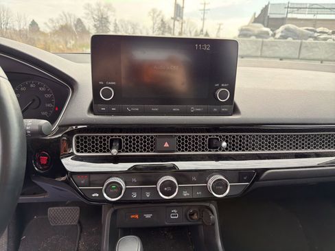 Used 2024 Honda Civic EX-L image 15