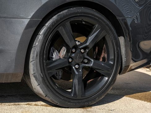 Used 2018 Chevrolet Camaro SS image 49