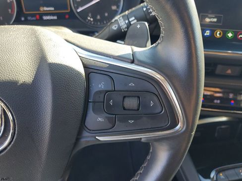 Used 2023 Buick Envision Essence FWD image 18