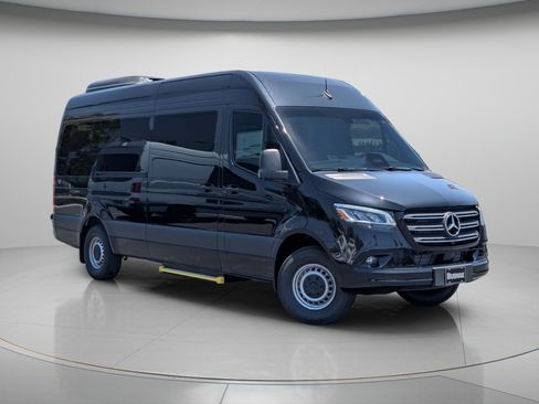 New 2026 Mercedes-Benz Sprinter 2500 image 13