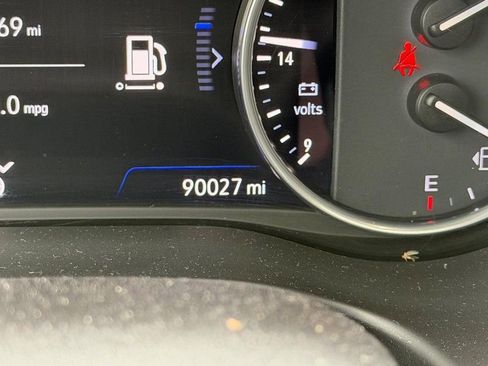 Used 2020 Buick Enclave Avenir w/ Avenir Technology Package image 23