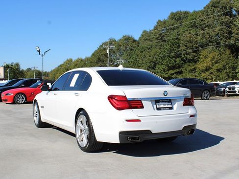 Used 2015 BMW 750Li image 5