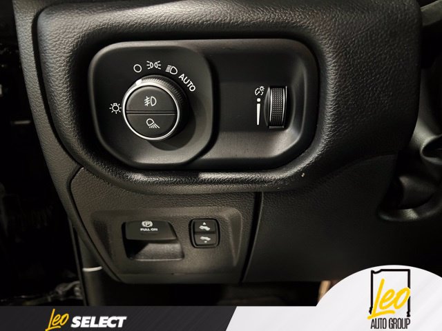 Used 2022 RAM 1500 Big Horn AWD/4WD image 14