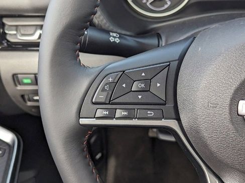 New 2025 Nissan Sentra SR image 28