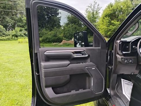 Certified 2025 Chevrolet Silverado 2500 LTZ w/ Trail Boss Package AWD/4WD image 10
