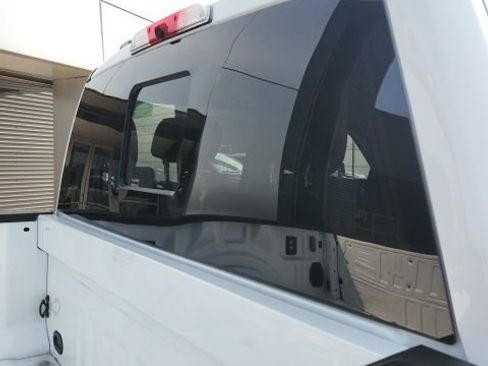 New 2026 Ford F250 Platinum image 18