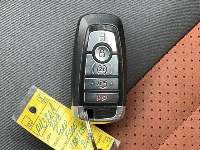 Used 2018 Ford Edge SEL w/ Equipment Group 201A FWD image 29