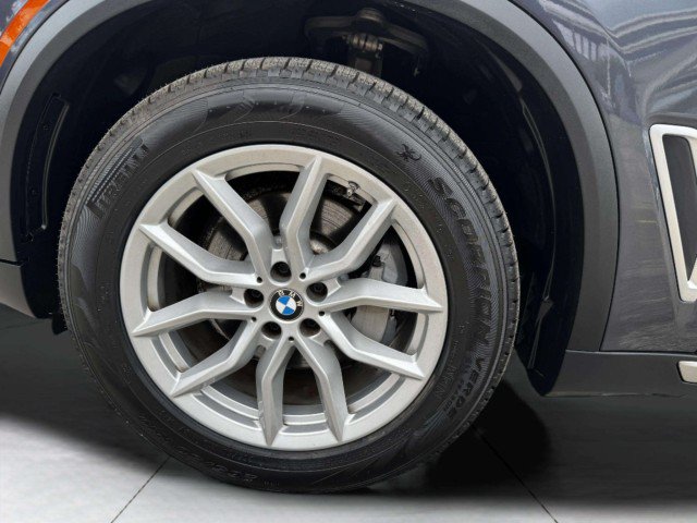 Used 2021 BMW X5 xDrive40i w/ Premium Package AWD/4WD image 82