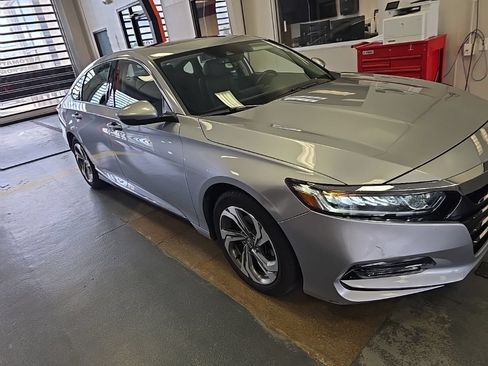 Used 2018 Honda Accord EX-L image 1