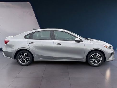 Certified 2023 Kia Forte LXS image 6