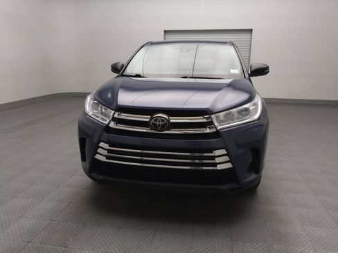 Used 2018 Toyota Highlander LE w/ Protection Package #3 image 15