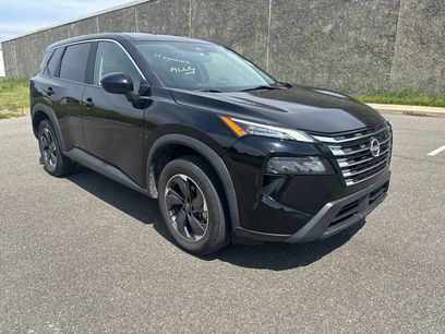 Used 2024 Nissan Rogue SV