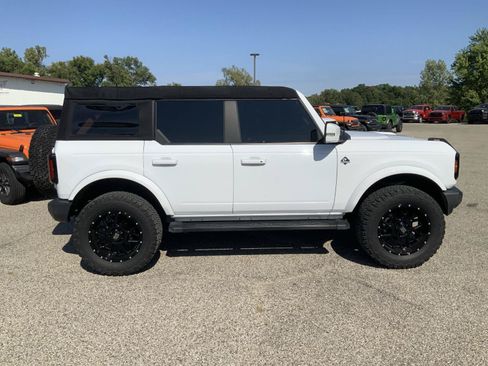 Used 2023 Ford Bronco Outer Banks AWD/4WD image 14