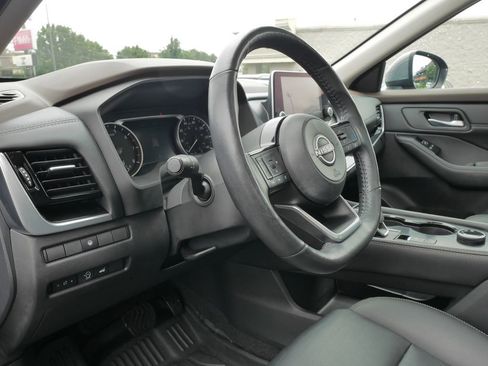 Used 2023 Nissan Rogue SL AWD/4WD image 33