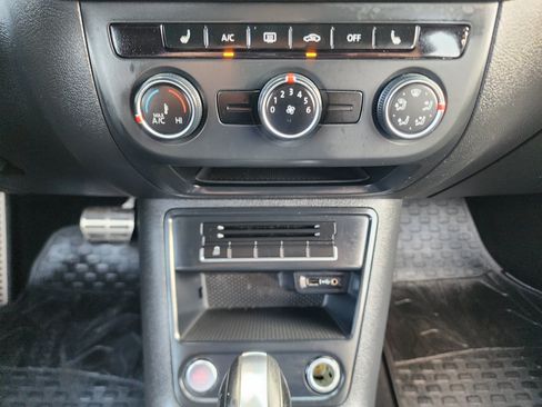 Used 2016 Volkswagen Tiguan R-Line FWD image 33