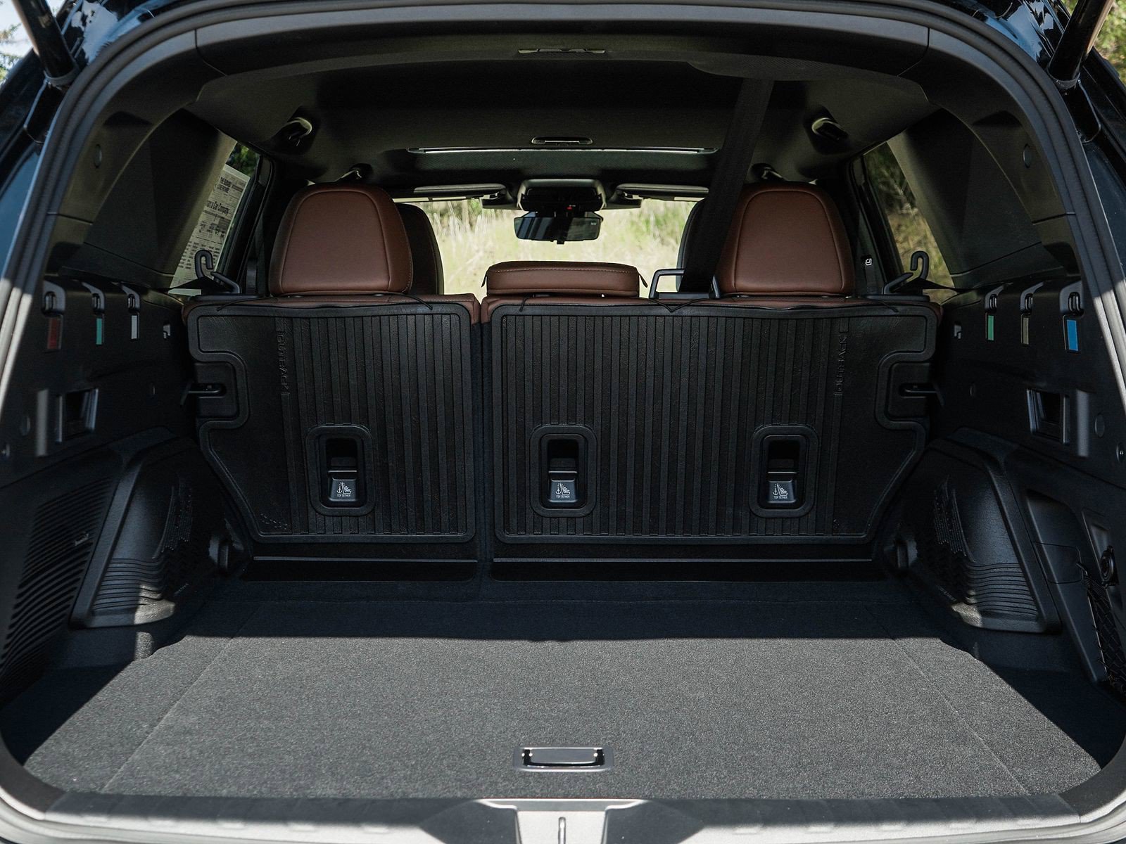 New 2026 Subaru Outback Touring AWD/4WD image 8