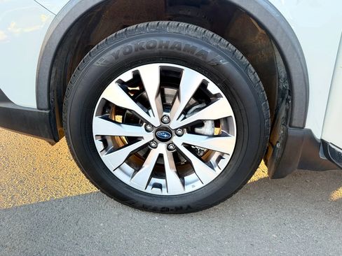 Used 2018 Subaru Outback 3.6R Touring AWD/4WD image 39