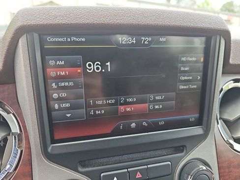 Used 2013 Ford F250 King Ranch w/ King Ranch w/Chrome Pkg image 24