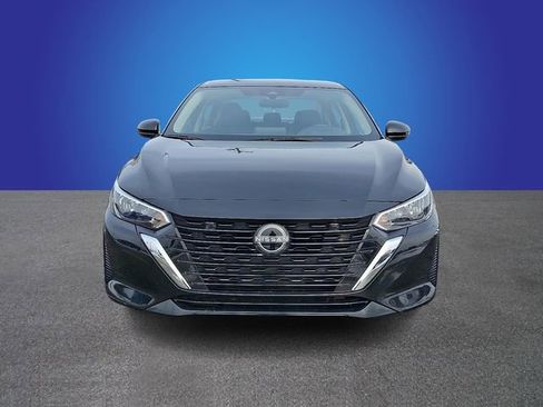 Used 2024 Nissan Sentra SV image 2