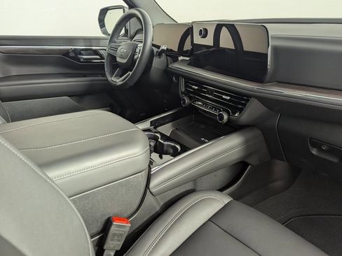 Used 2025 Chevrolet Tahoe Z71 image 31