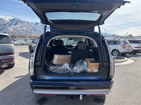 New 2026 Hyundai Ioniq 9 Limited w/ Tow & Go Package AWD/4WD image 33