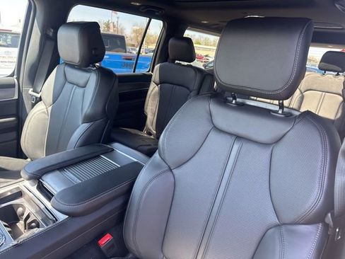 New 2026 Jeep Grand Wagoneer Limited image 11