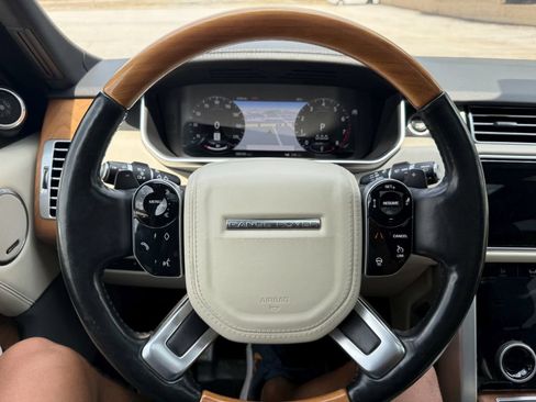 Used 2019 Land Rover Range Rover Long Wheelbase Supercharged AWD/4WD image 38