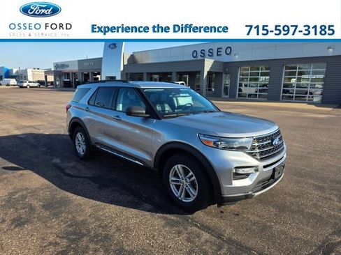 Used 2021 Ford Explorer XLT w/ Equipment Group 202A AWD/4WD image 1