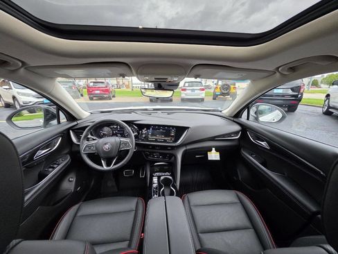 Used 2022 Buick Envision Essence w/ Technology Package II AWD/4WD image 11