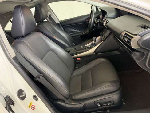 Used 2015 Lexus IS 250 image 24