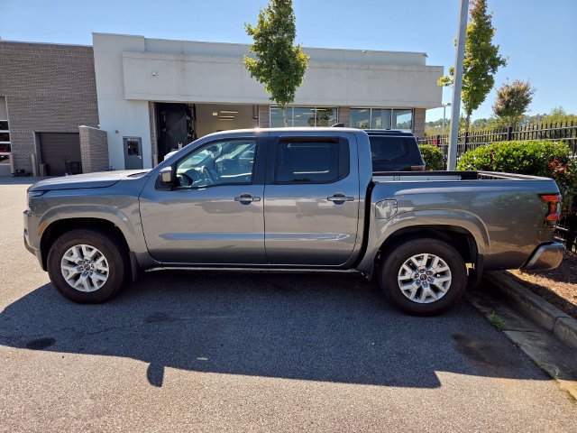 Used 2024 Nissan Frontier SV w/ SV Convenience Package RWD image 4