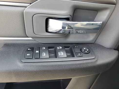 Used 2023 RAM 1500 Classic SLT w/ Trailer & Traction Group image 25